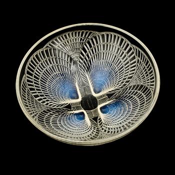 SKÅL, glas, art deco, "Coquille", Lalique, Frankrike. Före 1939. Sign. "R Lalique".