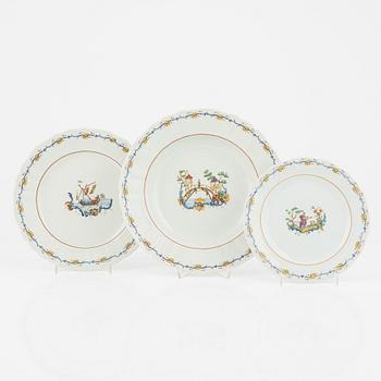 A 45-piece 'Mahjong' creamware dinner service, Rörstrand, first half of the 20th century.