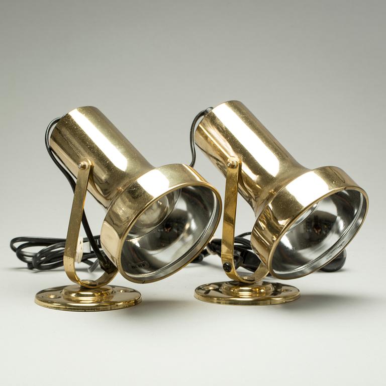 VÄGGLAMPOR/SÄNGLAMPOR, ett par. 1970-tal.