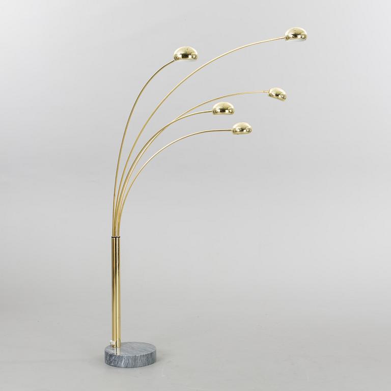 GOLVLAMPA, LampGustaf, sent 1900-tal.