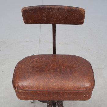 ARBETSSTOL, industri, 1900-talets första hälft.