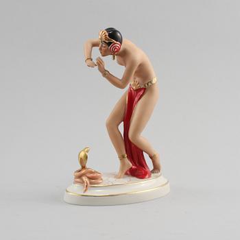 FIGURIN, porslin, art deco, Royal Dux Bohemia, Tjeckoslovakien, 1900-talets första hälft.