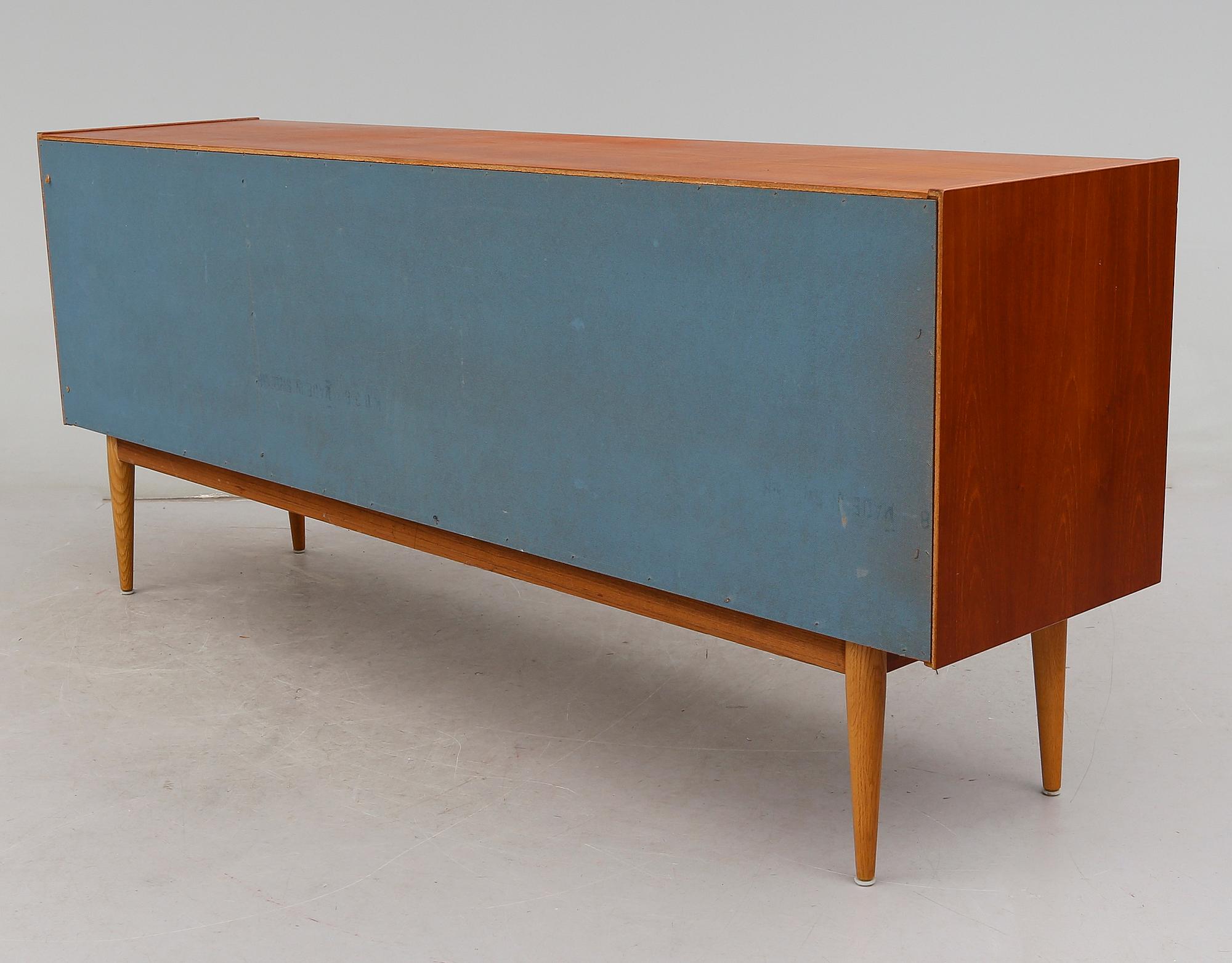 SIDEBOARD, 1900-talets andra hälft.