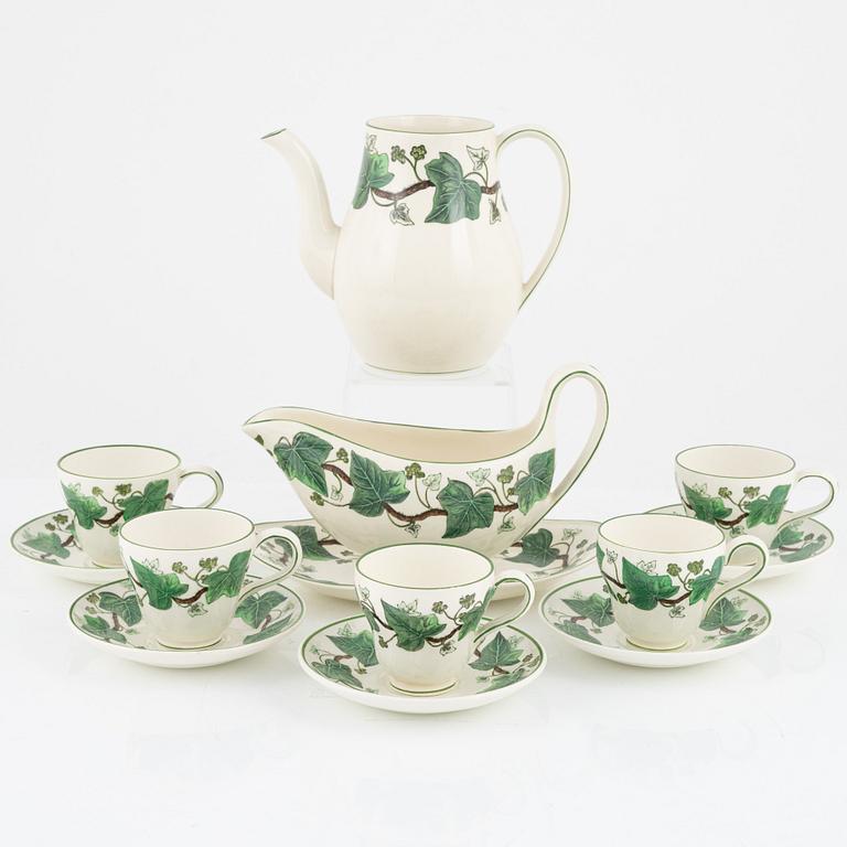 Servisdelar, flintgods, 'Napoleon Ivy', 8 delar, Wedgwood.