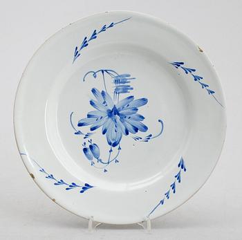 TALLRIK, fajans, 1800-/1900-tal.