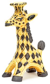 412. A Gunnar Nylund stoneware figure of a giraffe, Rörstrand.