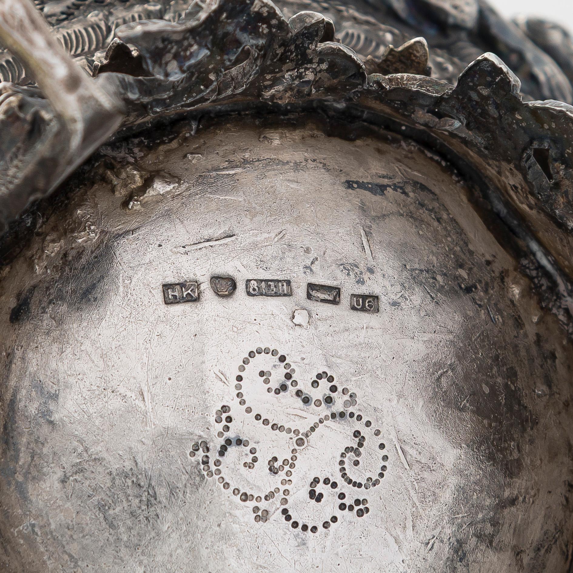 Tekanna, sockerskål och mjölkkanna, silver, 1900-talets början/ första hälft. Finska kontrollstämplar, 1949.