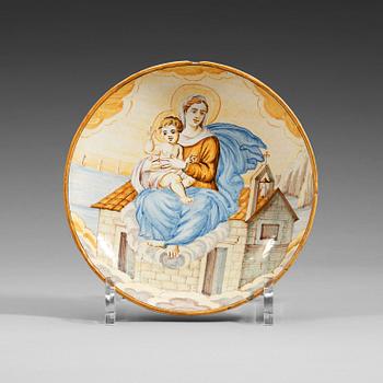 1336. An Italian maiolica Castelli dish, 17/18th Century. Presumably by the Grue workshop.