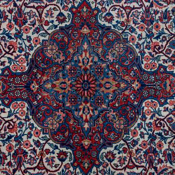 A CARPET, semi-antique Kashan, possibly Dabir, ca 201 x 135,5 cm.