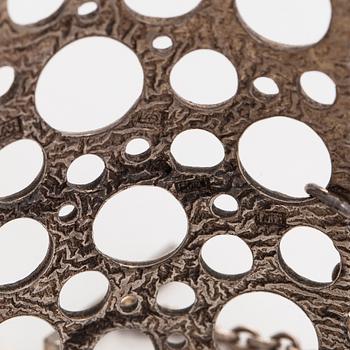Liisa Vitali, armring, "Spets", silver, Westerback, Helsingfors.