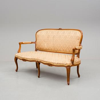 SOFFA, rokokostil, 1900-talets första hälft.