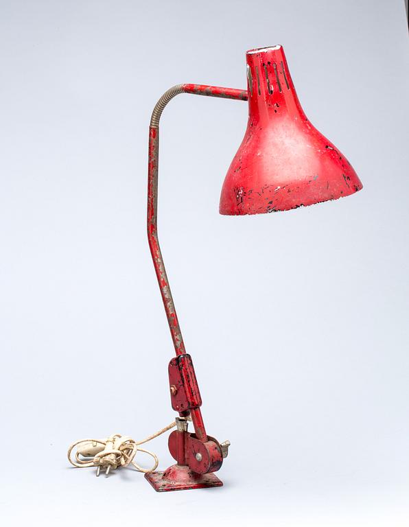 VÄGG-/ BORDSLAMPA, industri. 1900-tal.