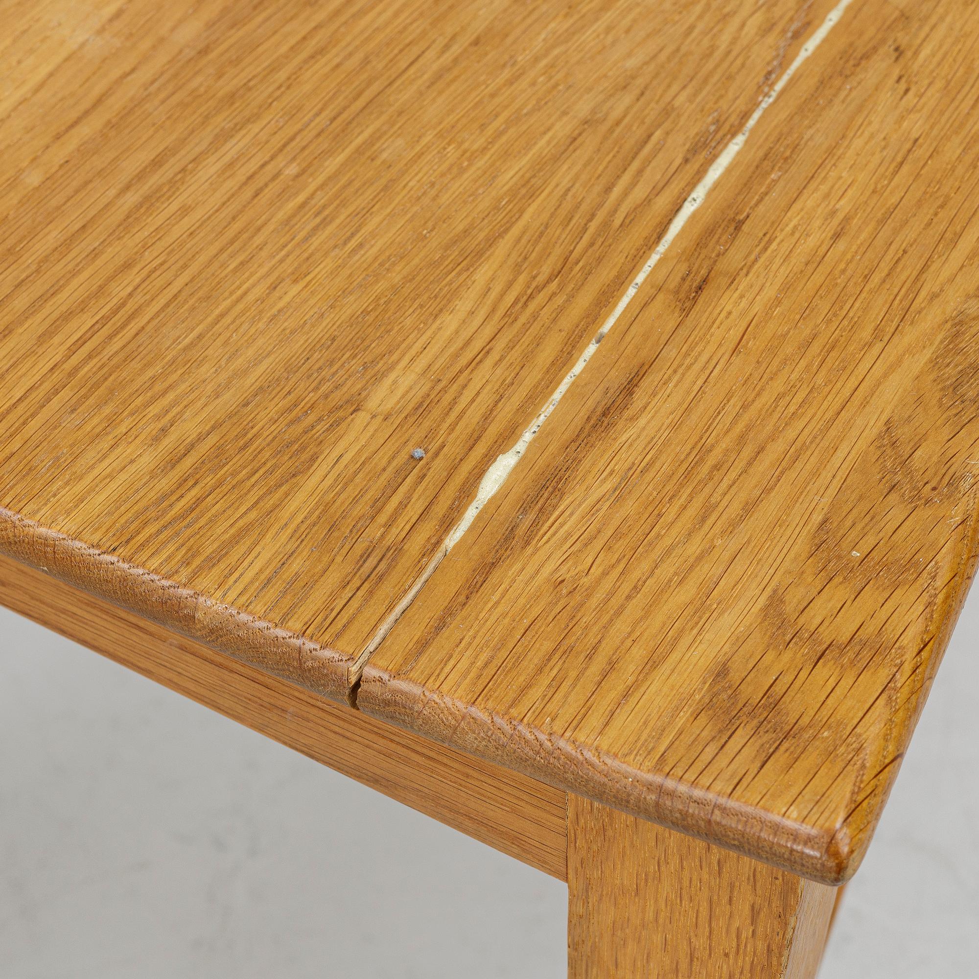 Nirvan Richter, ten chairs, Norrgavel.