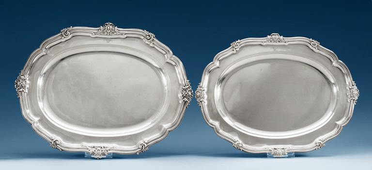 TWO ENGLISH SILVER DISHES, Makers mark of Robert Garrad II, London 1835.