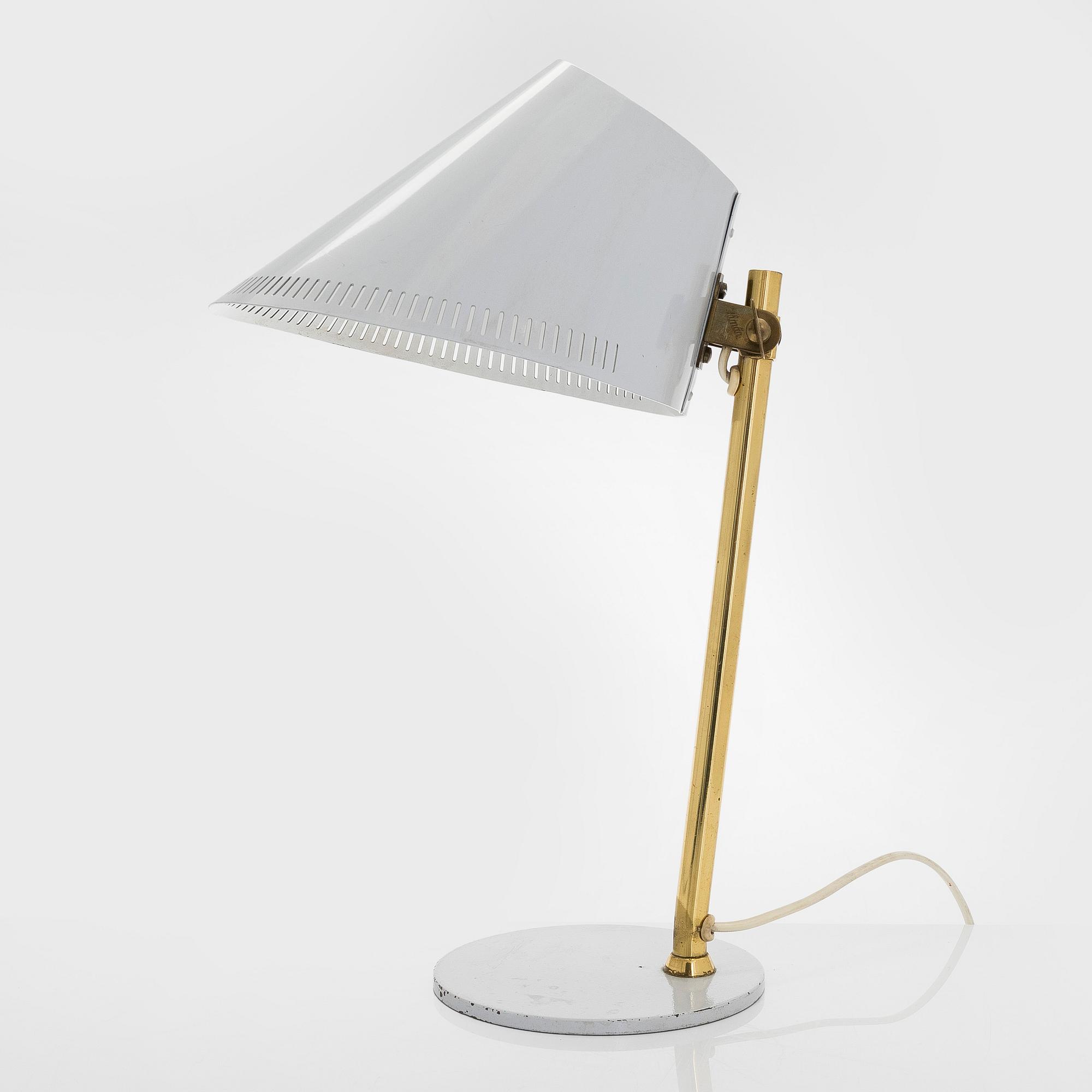 Paavo Tynell, bordslampa, modell 9227, Idman 1900-talets mitt.