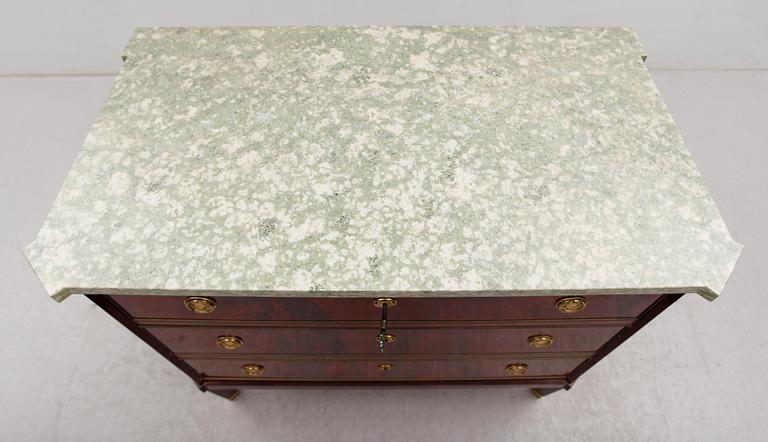 BYRÅ, gustaviansk stil, 1900-talets mitt.