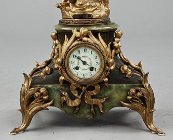 BORDSPENDYL, tidigt 1900-tal.