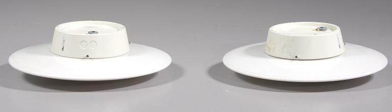 VÄGGLAMPOR, ett par, "AJ-Eklipta", nr 32012, Arne Jacobsen, Louis Poulsen.