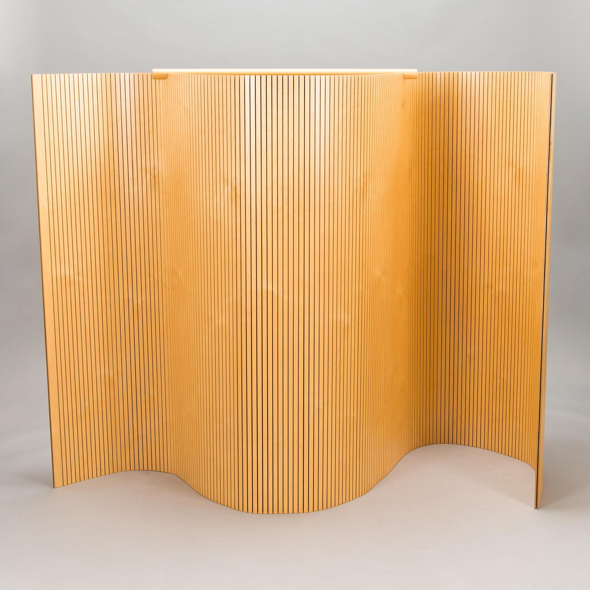 VIKSKÄRM/RUMSAVDELARE, "Sebastian", Martela, Finland.