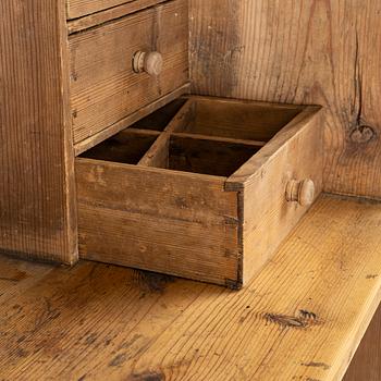 Cabinet, 19th century.