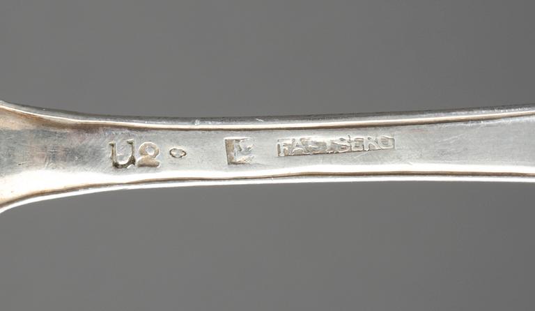PARTI SILVER, 5 delar, bland annat en matsked av Petter Fastberg, Ystad 1802. Vikt ca 300 gram.