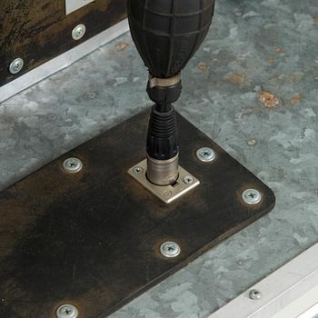 Alvar Gullichsen, "Hot-Spot Non-Standard Orbitizer" & Docent Udo D. Dröppeldorf, Raba Hiff, Bonk Business Inc.