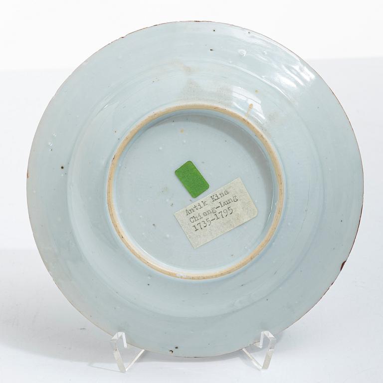 Bärtallrikar, 3 st, exportporslin, Kina, Qingdynatin 1700-tal.