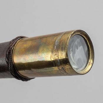 A marine telescope by Raynolds & Son, London, England, late 19thcentury.