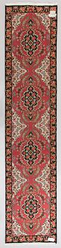 A runner, Tabriz part silk, so called 50 Radj. Ca. 400 x 90 cm.