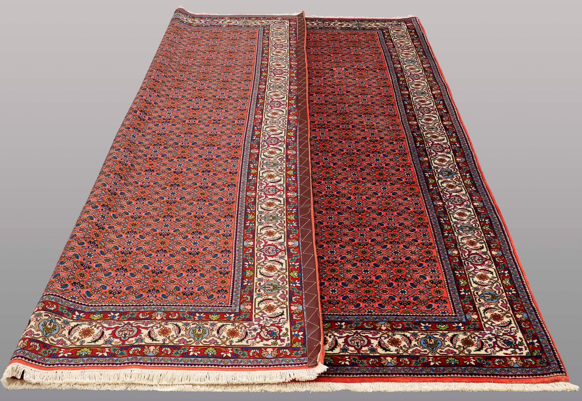 A CARPET, Bidjar, ca 347 x 246 cm.