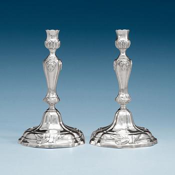 1005. A pair of German 18th century silver candlesticks, makers mark of Swante Striedbeck (Stralsund 1763-1776).
