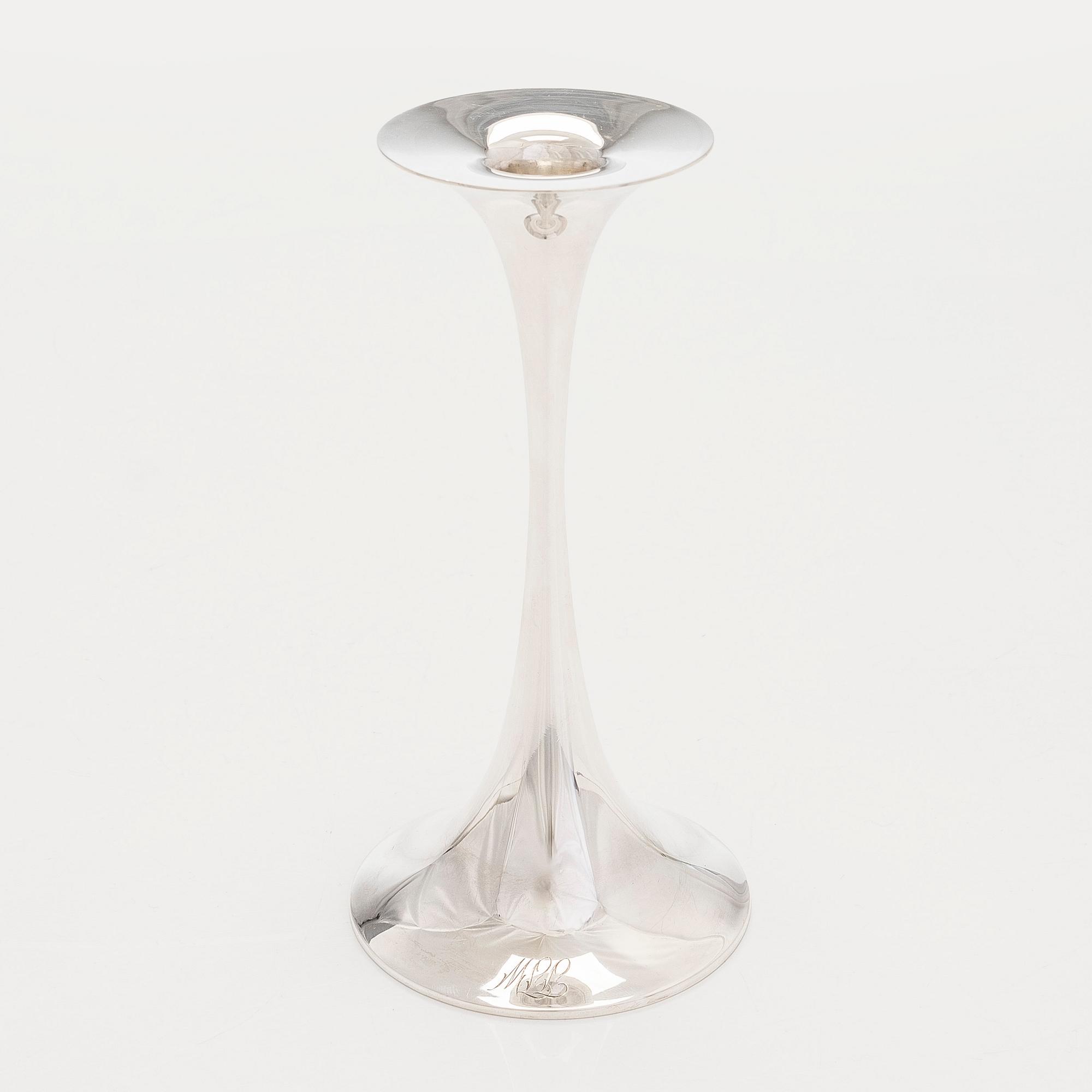 Tapio Wirkkala, ljusstake, silver, "Trumpetti", Kultakeskus, Tavastehus 1987.