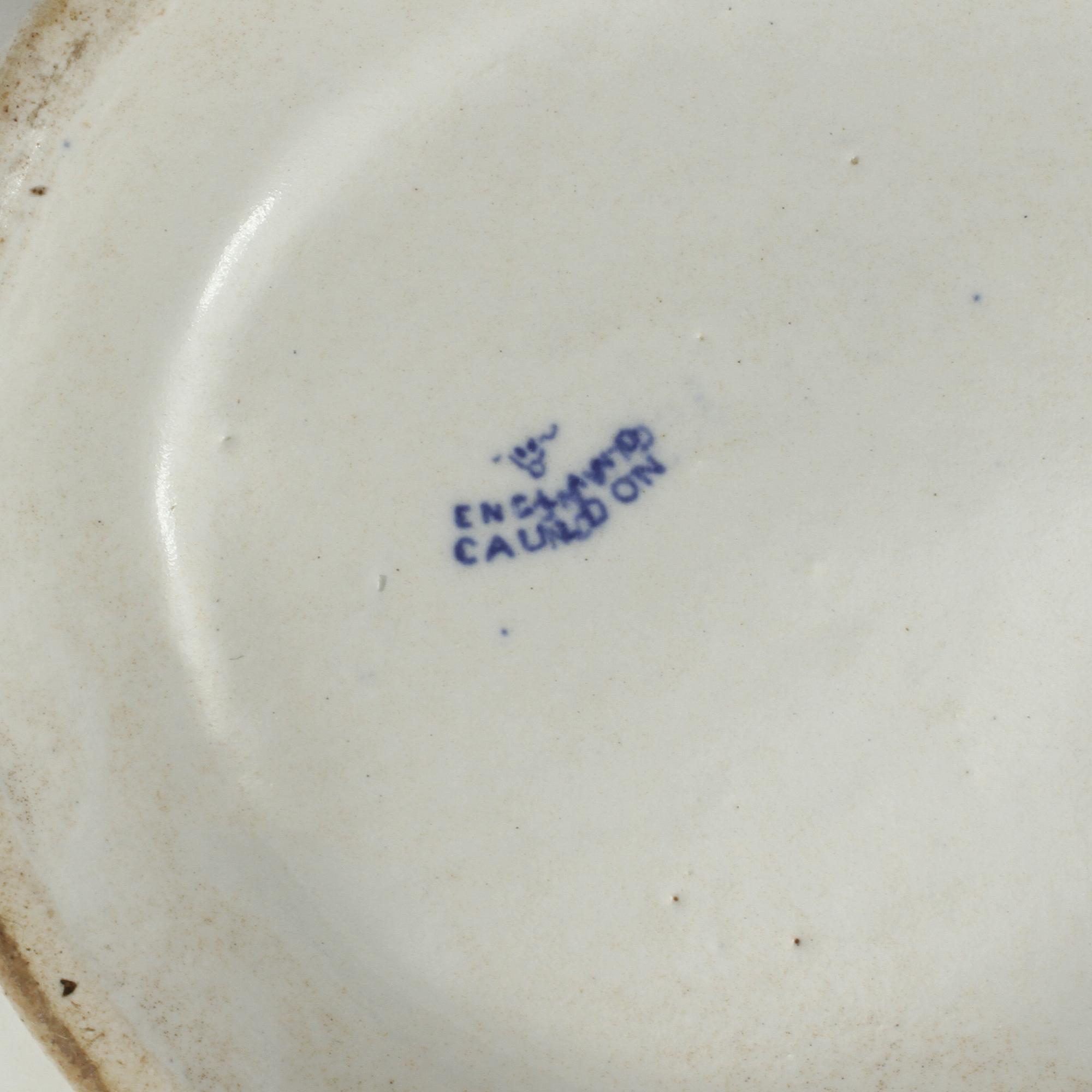 SERVISDELAR, 7 st, porslin, "Lökmönstret", Meissen, 1900-talets andra hälft.