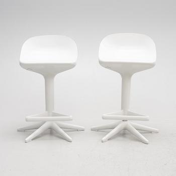 Antonio Citterio con Toan Nguyen, a pair of barstools, Kartell.