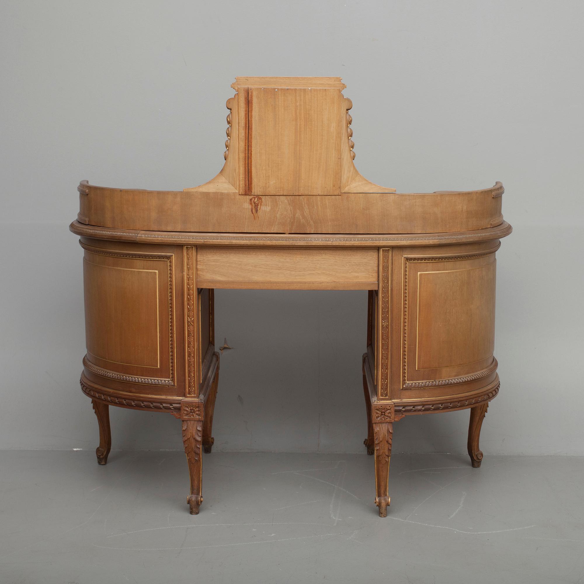 SKRIVBORD OCH STOL, Louis XVI-stil, Frankrike 1900-talets början.