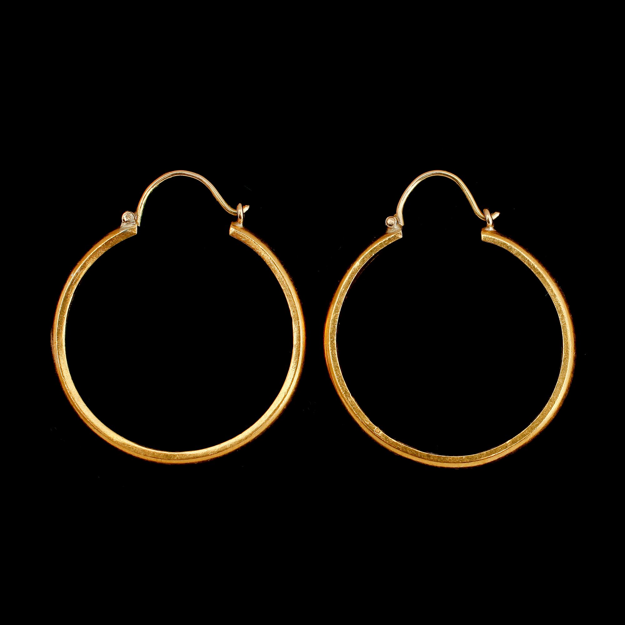 ÖRHÄNGEN, 1 par, 23 k guld. Vikt 10 g.