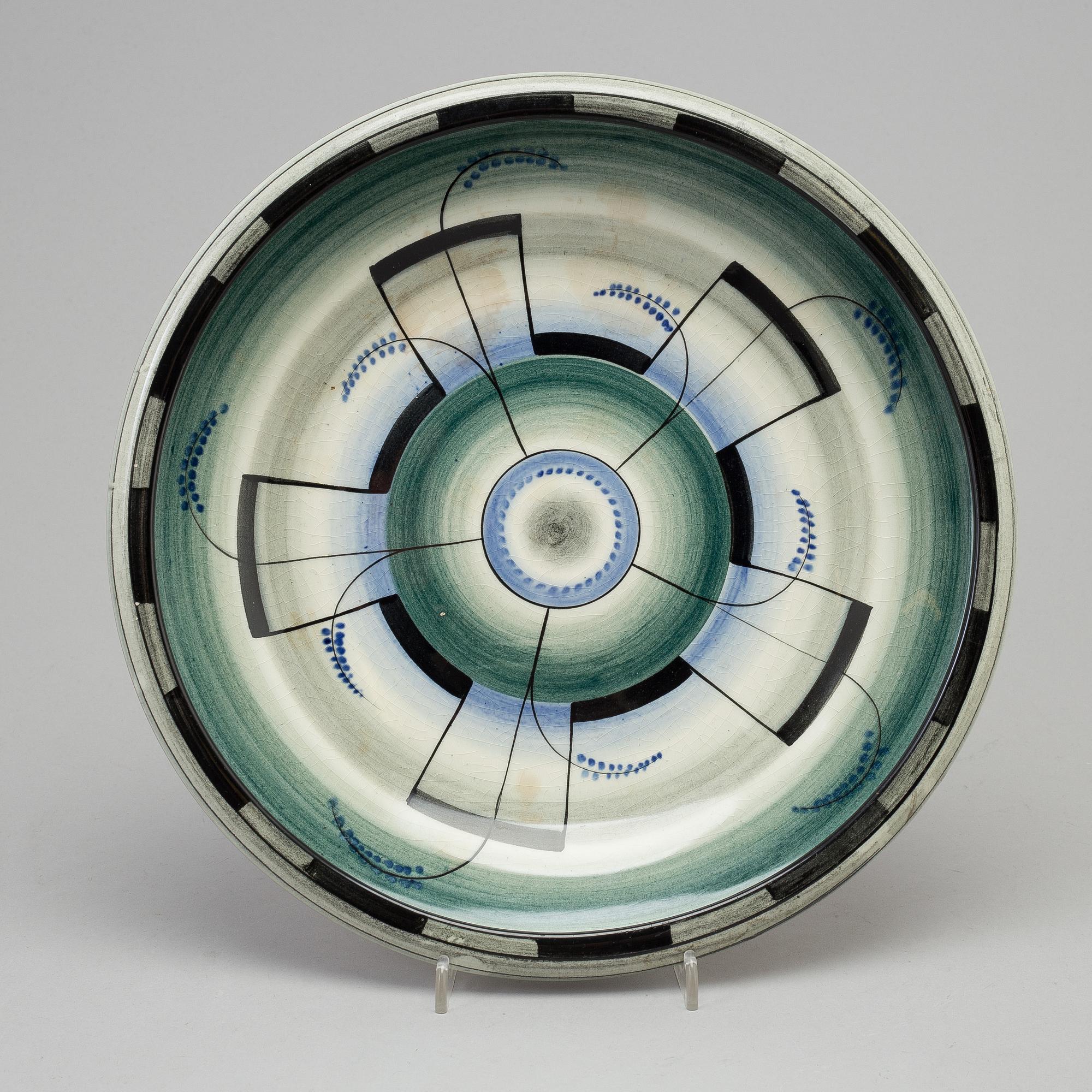 ILSE CLAESSON, a creamware dish from Rörstrand, signed I.C.