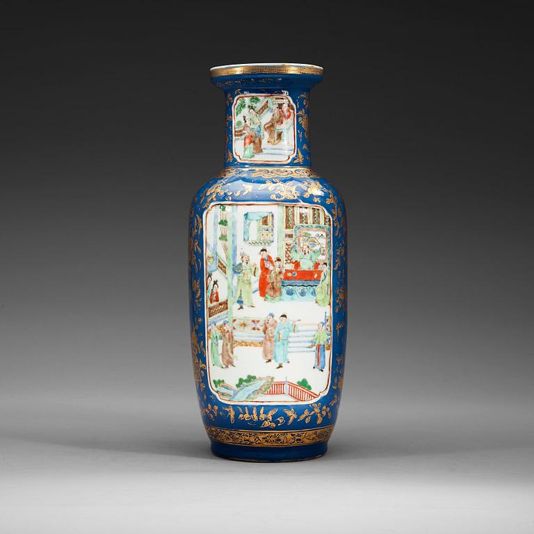 A powder blue and famille rose vases, late Qing dynasty (1644-1912).