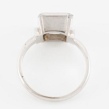 Ring, 18K white gold with synthetic white stone.