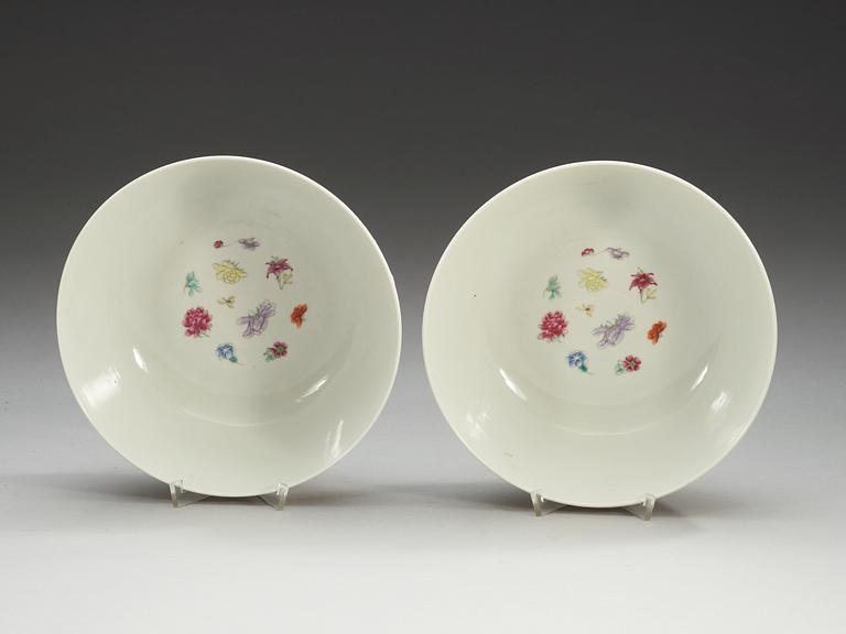 A pair of famille rose bowls, Republic.