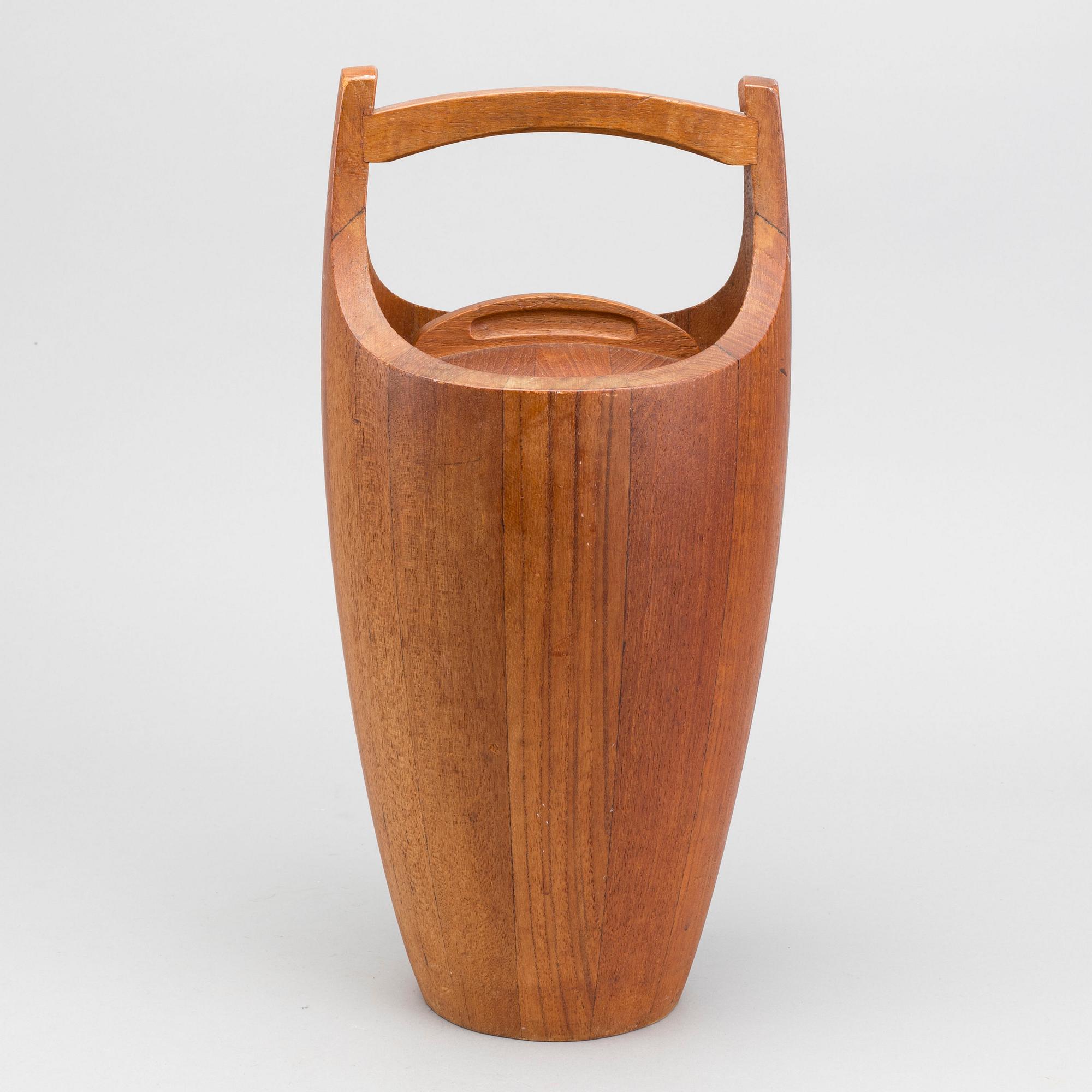 JENS QUISTGAARD, a Congo ice bucket.