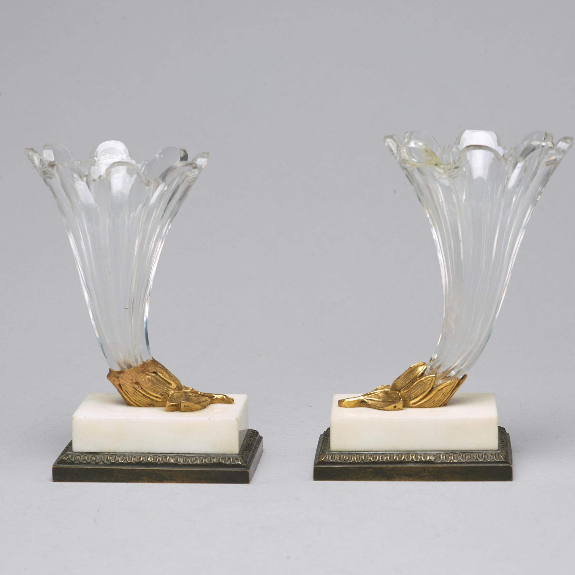 VASER, sk rhytonvaser, ett par, omkring år 1900.