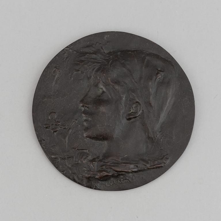 Three Bronze Plaquettes. Diameter 15 cm, 9,5 cm och 7 cm.