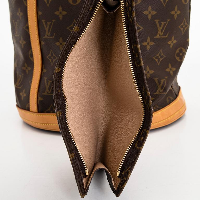 Louis Vuitton, a Monogram Canvas 'Bucket' bag with pochette.