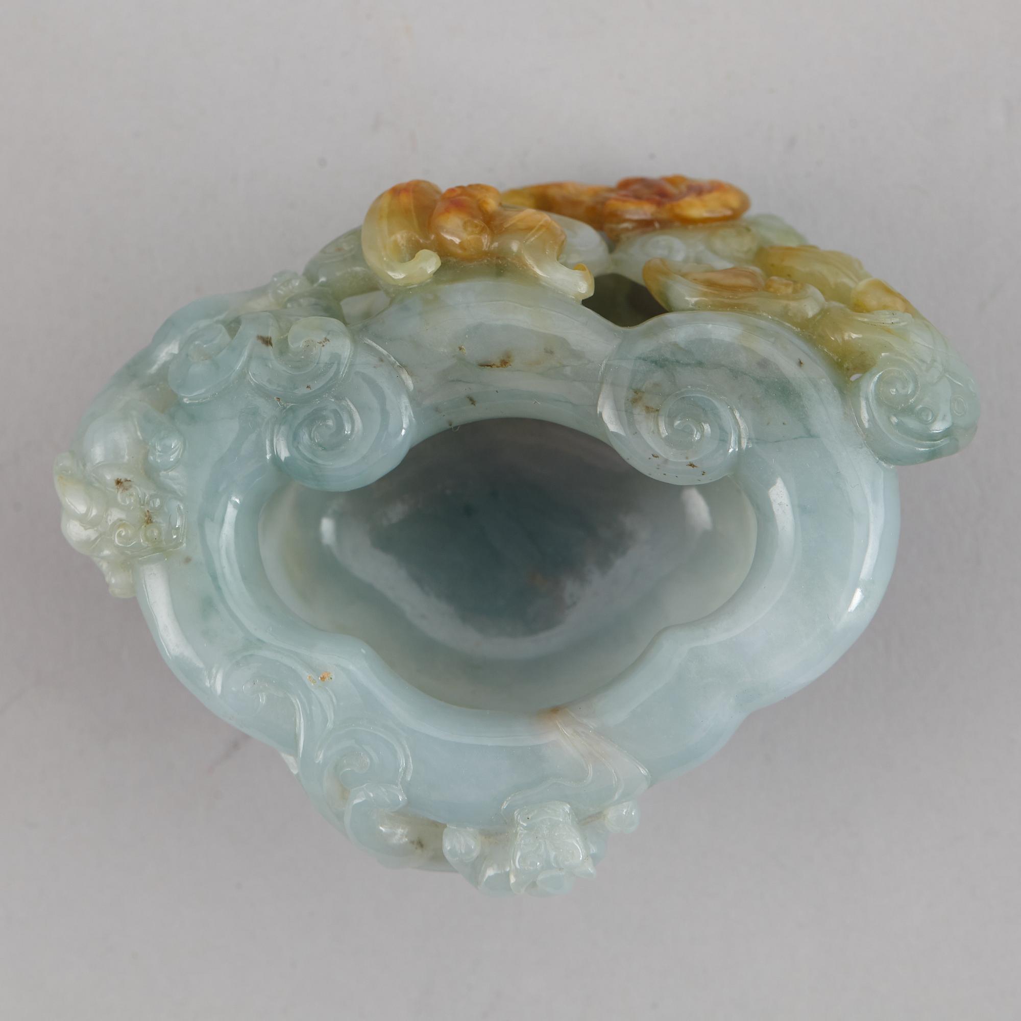 A group of three nephrite objects, Qing dynasty.