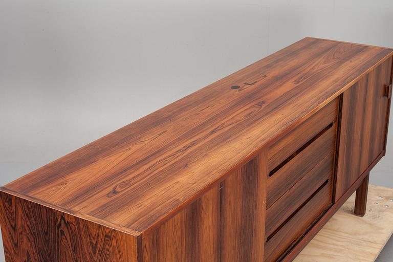 SIDEBOARD, "Arild", Nils Jonsson, Troeds, 1900-talets andra hälft.