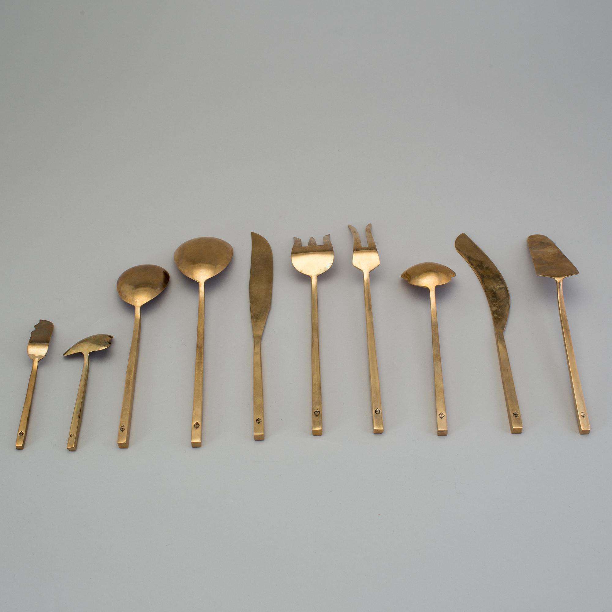 BESTICK, 67 stycken, mässing, 1900-talets andra hälft.