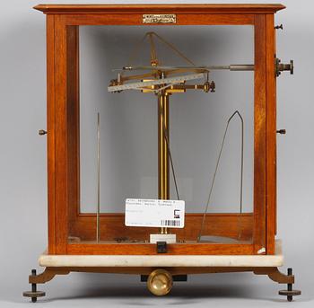 APOTEKSVÅG. E. Mentz H. Fleischer, Berlin, Tyskland.