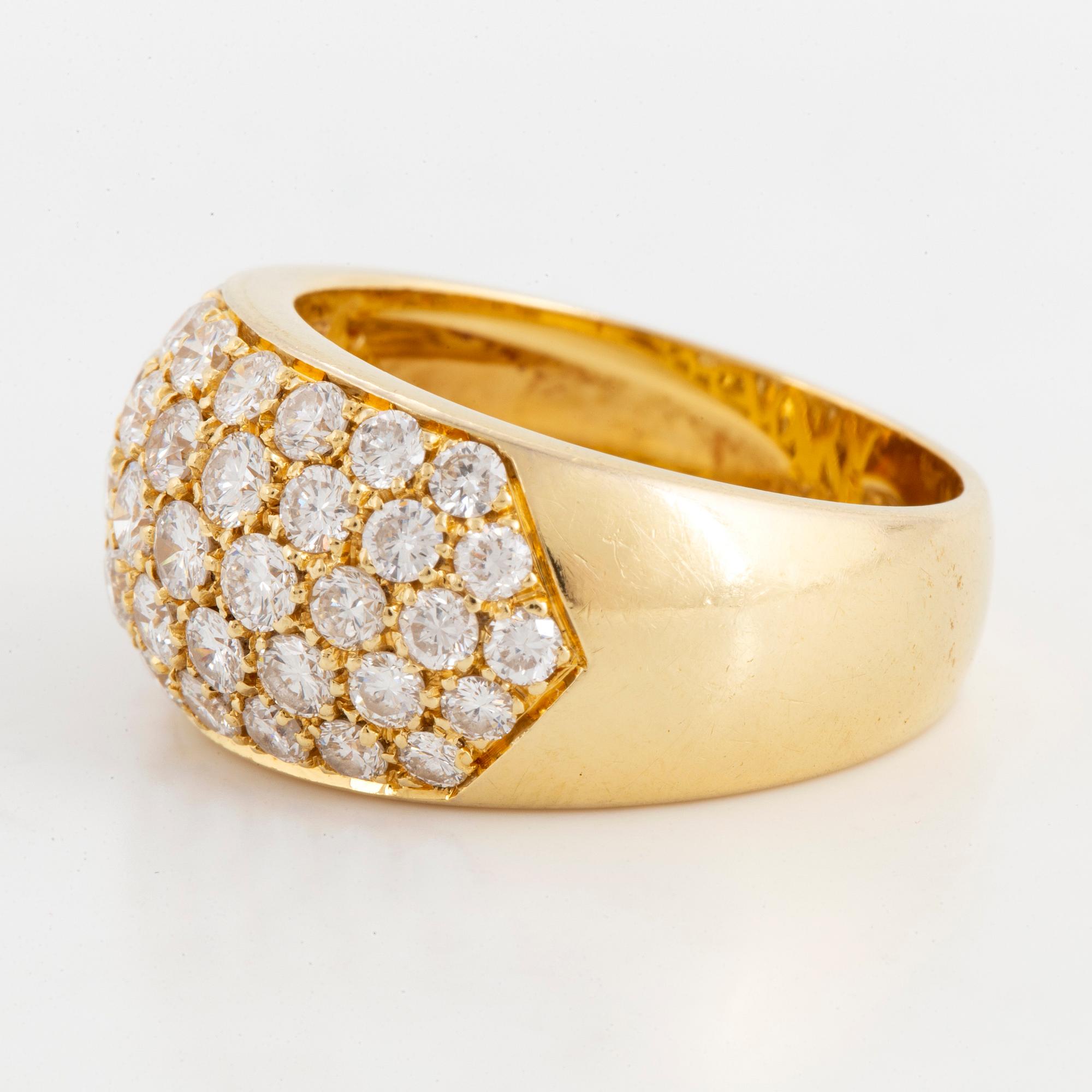 Ring, 18K gold with brilliant-cut diamond 2,14 ct, Garavelli Aldo.