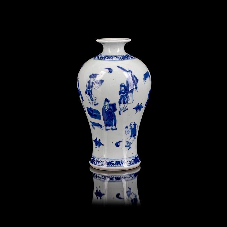 VAS, porslin, Kina, omkring år 1900.